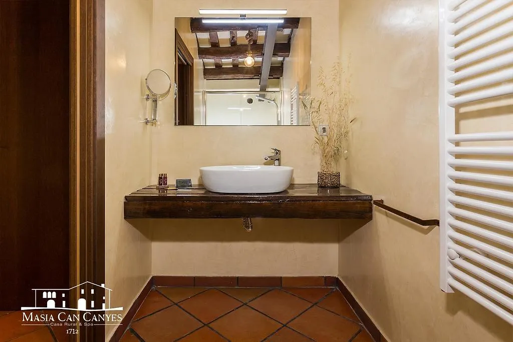 Masia Can Canyes & Spa San Lorenzo de Hortons